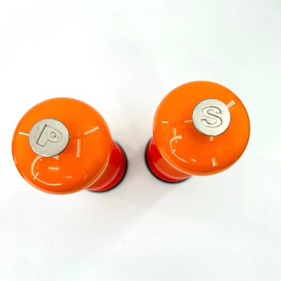 Le Creuset Salt and Pepper Mill set - Picture 4 of 8